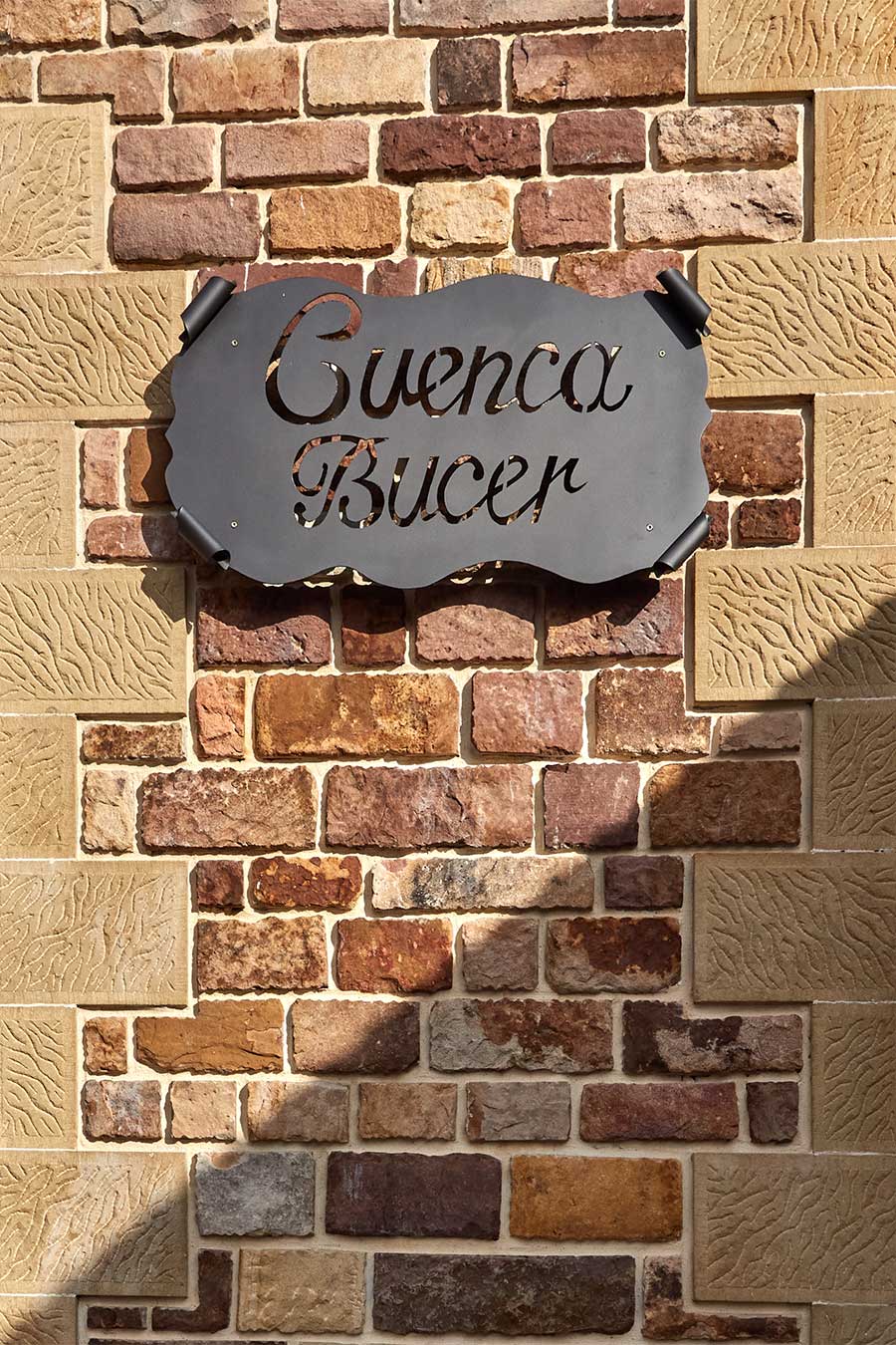 Casa Rural CUENCA BUCER | Cartel en pergamino metálico