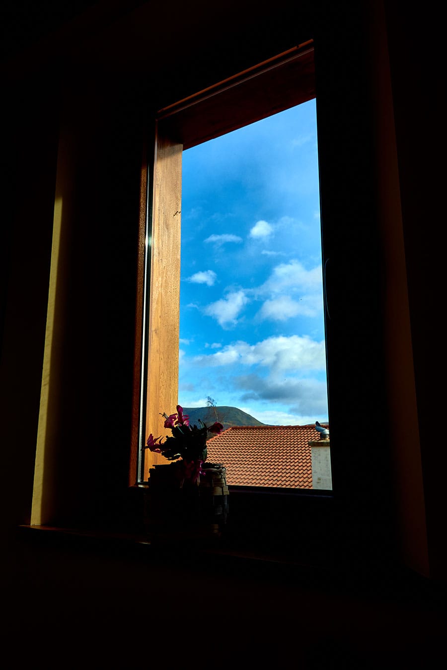 Casa Rural CUENCA BUCER | Ventana Escalera